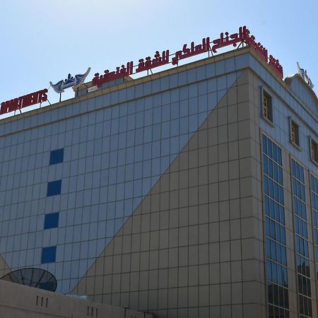 Royal Suite Hotel Apartments Al Huwayl Exterior foto